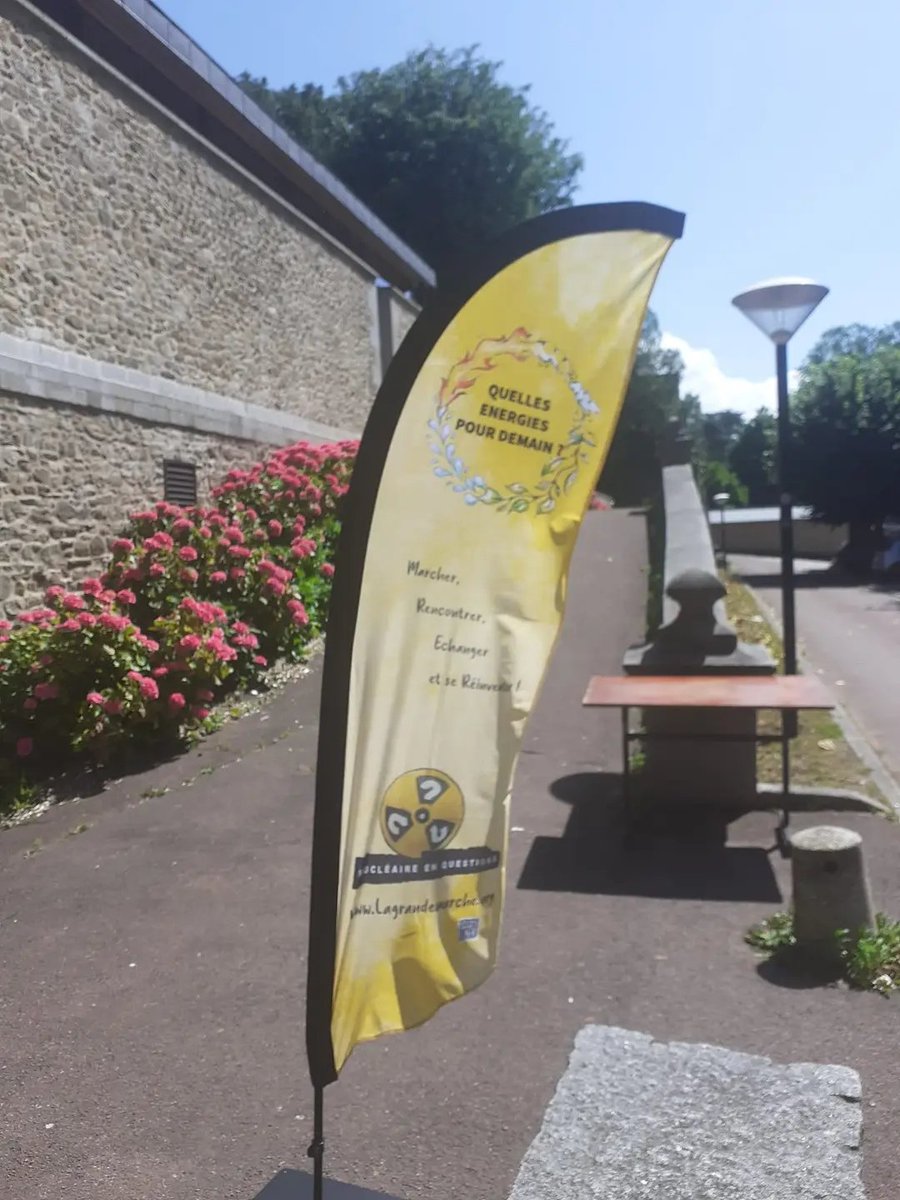 NucEnQuestions's tweet photo. 📣Flashback de cette premiere étape 📣
Nous avons échangé sur le thème de la #sobriété et de l'#Energie à de nombreuses personnes lors des #conférences et déambulations. 🌿
En résumé ? Festif et instructif ! 🎉🌻
Deuxième étape ? #Colombelle📍
#nucleaire #Climat #environment https://t.co/1j1DwSOjDT