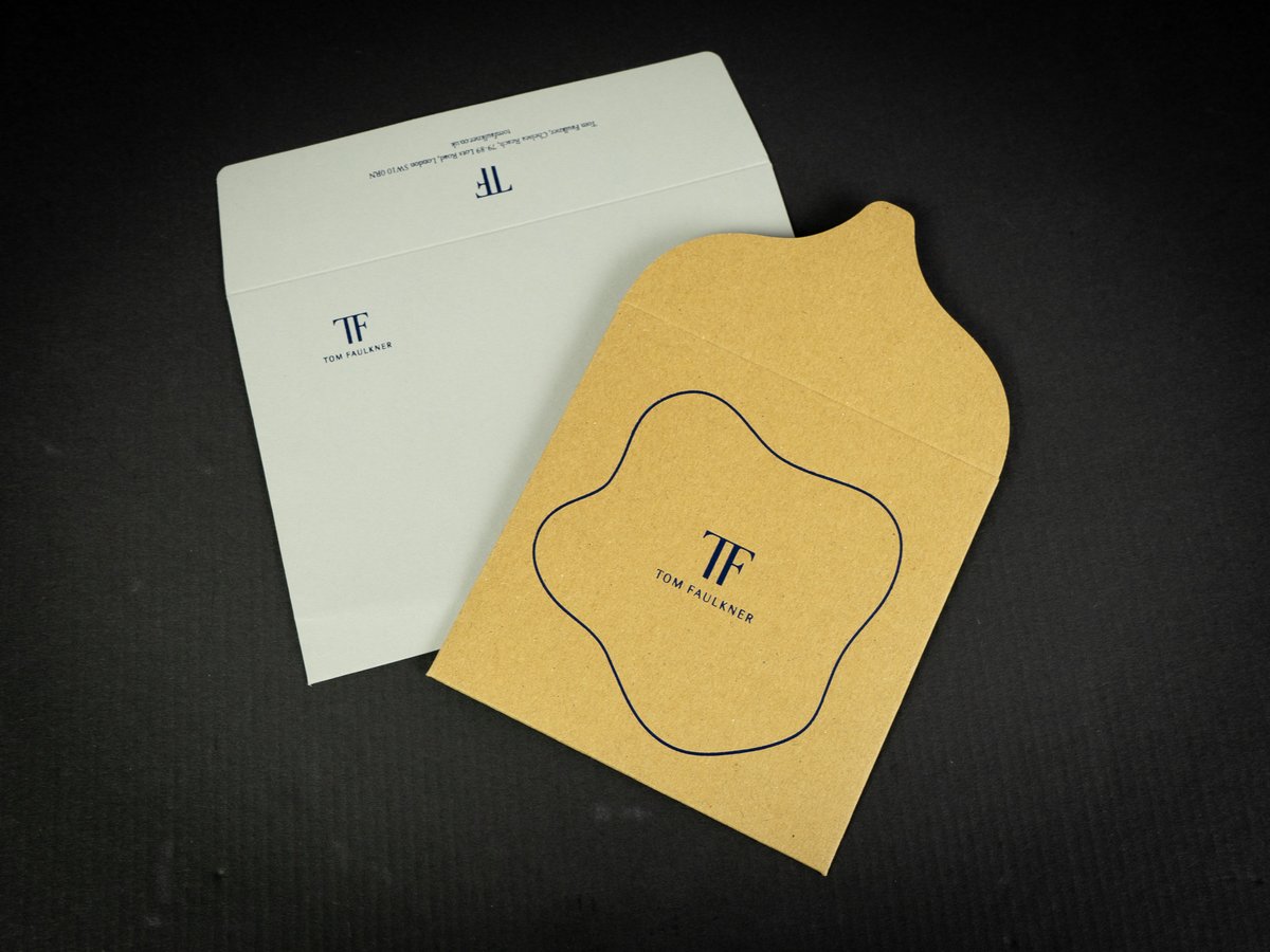 Who said envelopes have to be boring?

From different colours, materials, shapes and flaps we can help you to create a completely unique envelope and grab your customers' attention.

The only limit is your imagination.