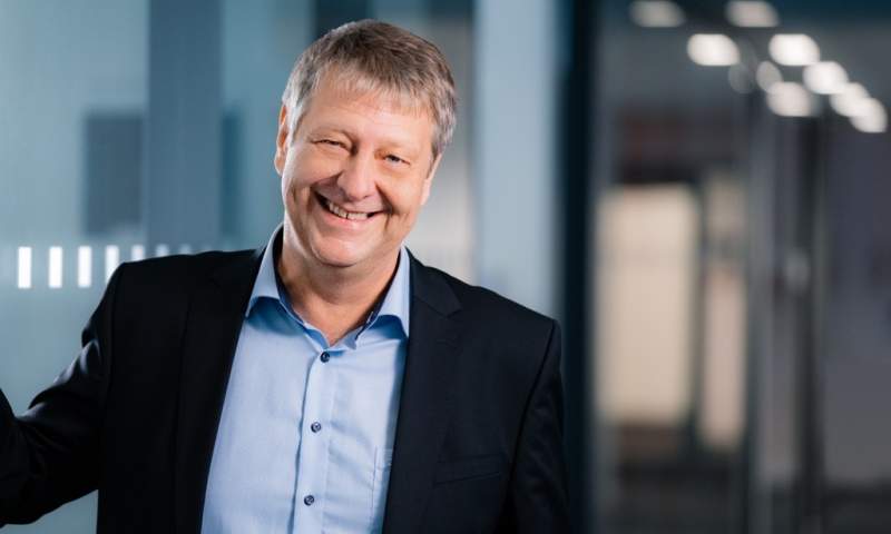 #Nachhaltigkeit in der #Radiologie: Wir sprachen mit André Hartung von <a href="/SiemensHealth/">Siemens Healthineers</a> über die Gratwanderung zwischen Ökobilanz und Versorgungsqualität. Dabei geht es auch darum, welche Kompromisse die Radiologie nicht eingehen darf. dlvr.it/SsHwBf