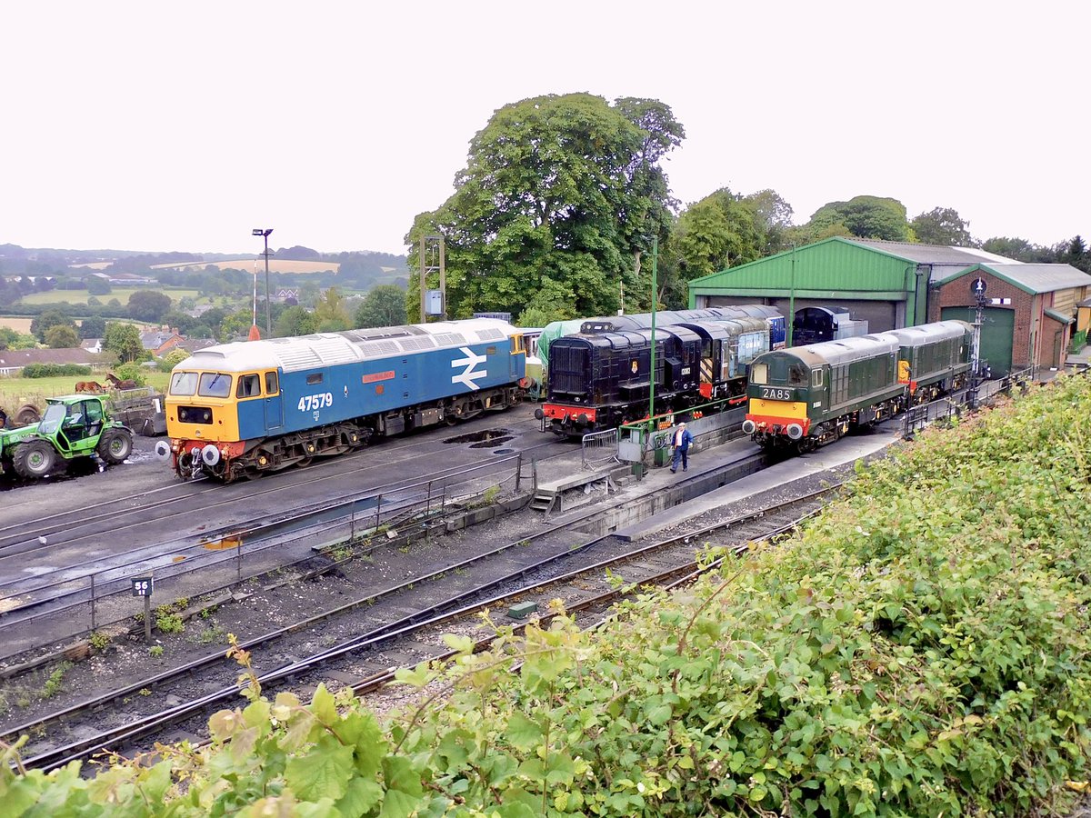 A last roundup of pics from the weekend’s Mid Hants #DieselGala @Watercress_Line !!