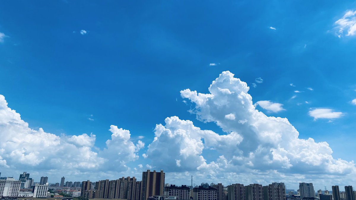 有多久没看过这么蓝的天空了