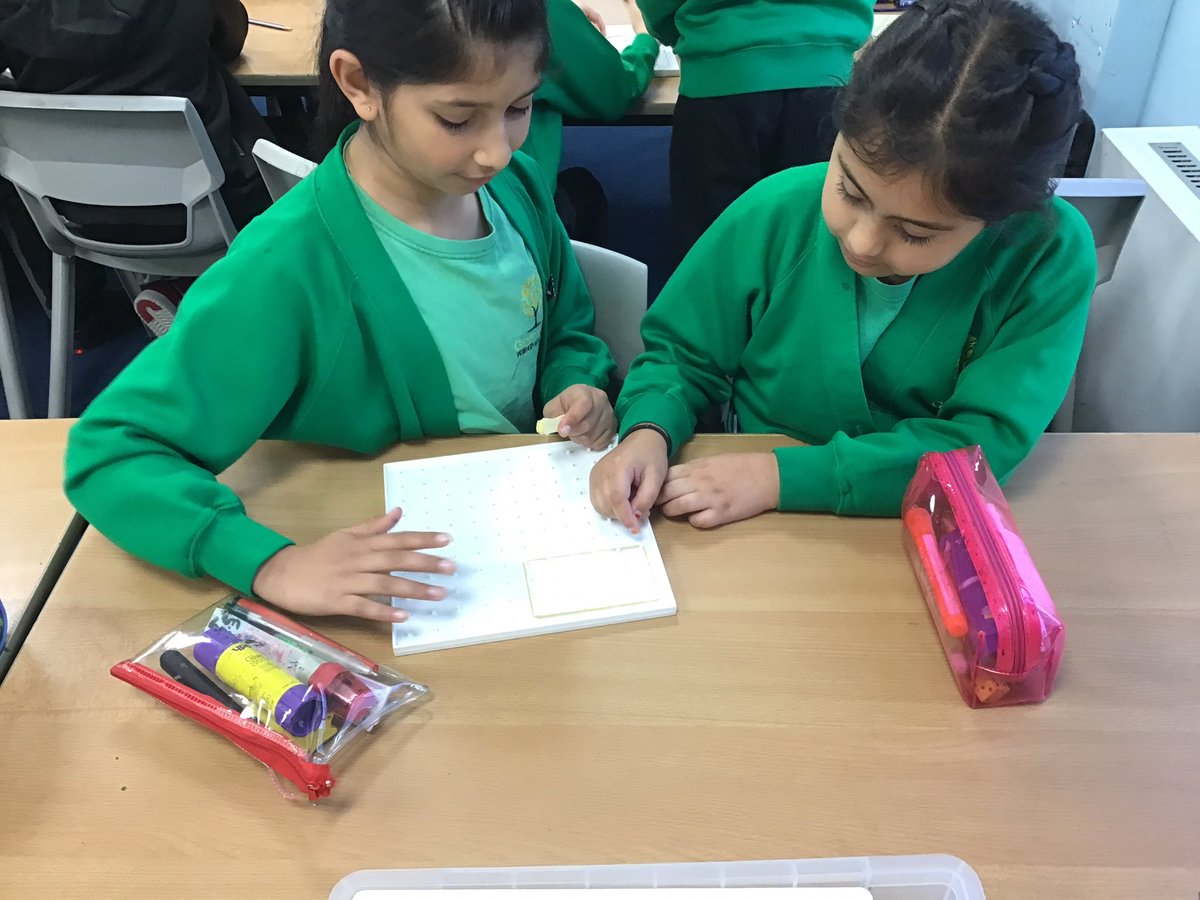 Getting ready to draw polygons 😀<a href="/TeamGreenacres1/">Greenacres Primary Academy</a>  #GPAmaths