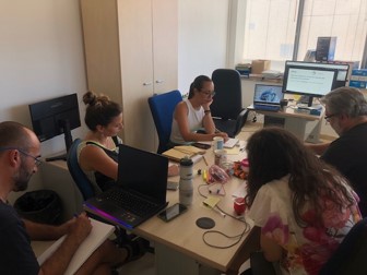 📣El pasado jueves nuestra compañera <a href="/M_AngelesGamaza/">MariAngeles Gamaza Márquez</a> organizó un taller sobre procesos participativos para el equipo #math4fish donde abordamos la cuestión:
¿Están l@s científic@s preparad@s para desarrollar procesos participativos en el asesoramiento pesquero?
🗨️¿Tú qué opinas?