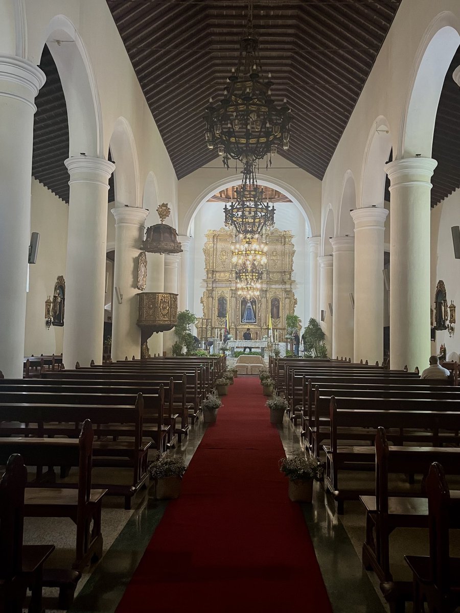 mariaan30353549's tweet photo. Iglesia San José de Chacao. Nave Central. Julio 2023 🙏 momentos especiales de recogimiento. #Artecolonial #Iglesiascatólicas #Caracas #Venezuela https://t.co/gU0IpzruSq