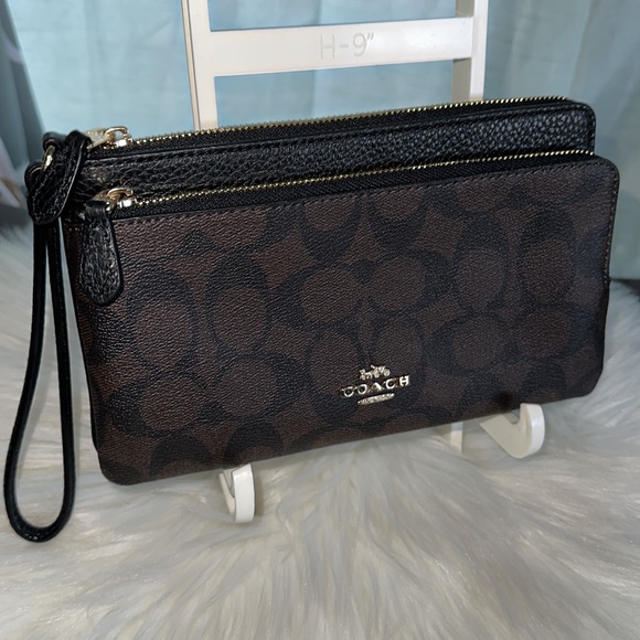 So good I had to share! Check out all the items I'm loving on <a href="/Poshmarkapp/">Poshmark</a> #poshmark #fashion #style #shopmycloset #freepeople #athleta #coach: posh.mk/EIGQV4LbmBb