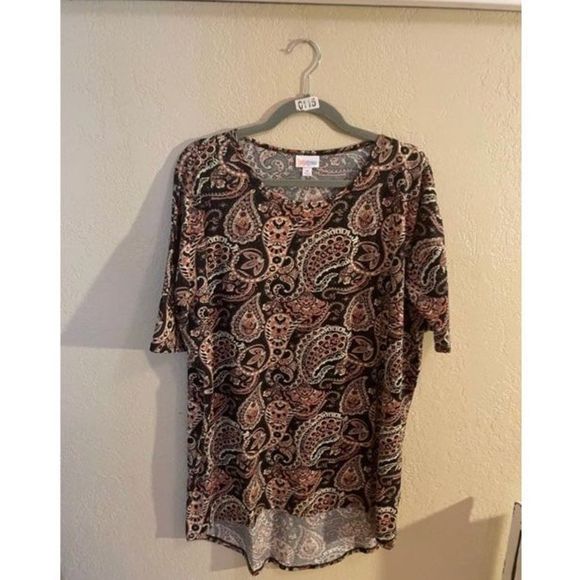 willowsfinds's tweet photo. So good I had to share! Check out all the items I'm loving on @Poshmarkapp #poshmark #fashion #style #shopmycloset #freepeople #lularoe: https://t.co/o5nCZ70jrL https://t.co/2OH8U78iF0