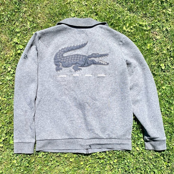 Glamourstyle2's tweet photo. So good I had to share! Check out all the items I'm loving on @Poshmarkapp #poshmark #fashion #style #shopmycloset #lacoste: https://t.co/ob5GFVZnVa https://t.co/NhMaRVucNJ
