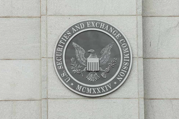 CoinliveIndia's tweet photo. #SEC ke purav attorney John Reed Stark ka kehna hai ki #Cryptocommunity ko #RippleXRP ki partial win se itna khush nhi ho jana chahiye kyunki ye jyada time ke liye nhi hai....

Kya hai SEC ka agla plan aur #XRPArmy ko kyu khush nhi hona chahiye?
https://t.co/LWg2kP5vws https://t.co/gunY03KFGL