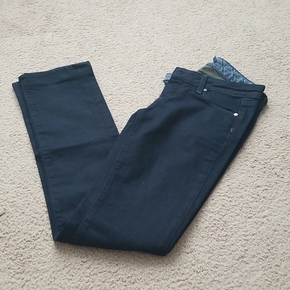 So good I had to share! Check out all the items I'm loving on <a href="/Poshmarkapp/">Poshmark</a> from <a href="/SheilaMHawk/">Sheila Hawk</a> #poshmark #fashion #style #shopmycloset #reiss #paige: posh.mk/vCngbIcuuBb