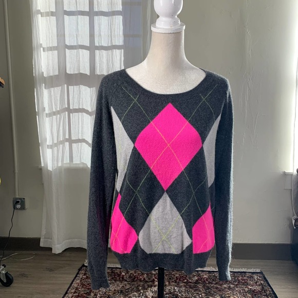 So good I had to share! Check out all the items I'm loving on <a href="/Poshmarkapp/">Poshmark</a> #poshmark #fashion #style #shopmycloset #coach #apt9: posh.mk/nkbmhILbmBb
