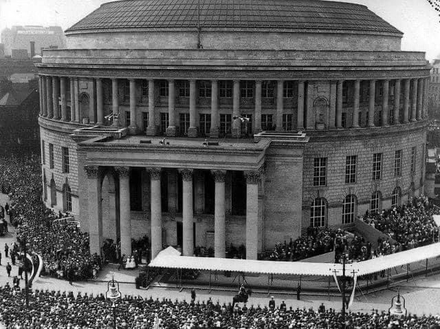 Manchester Libraries tweet media