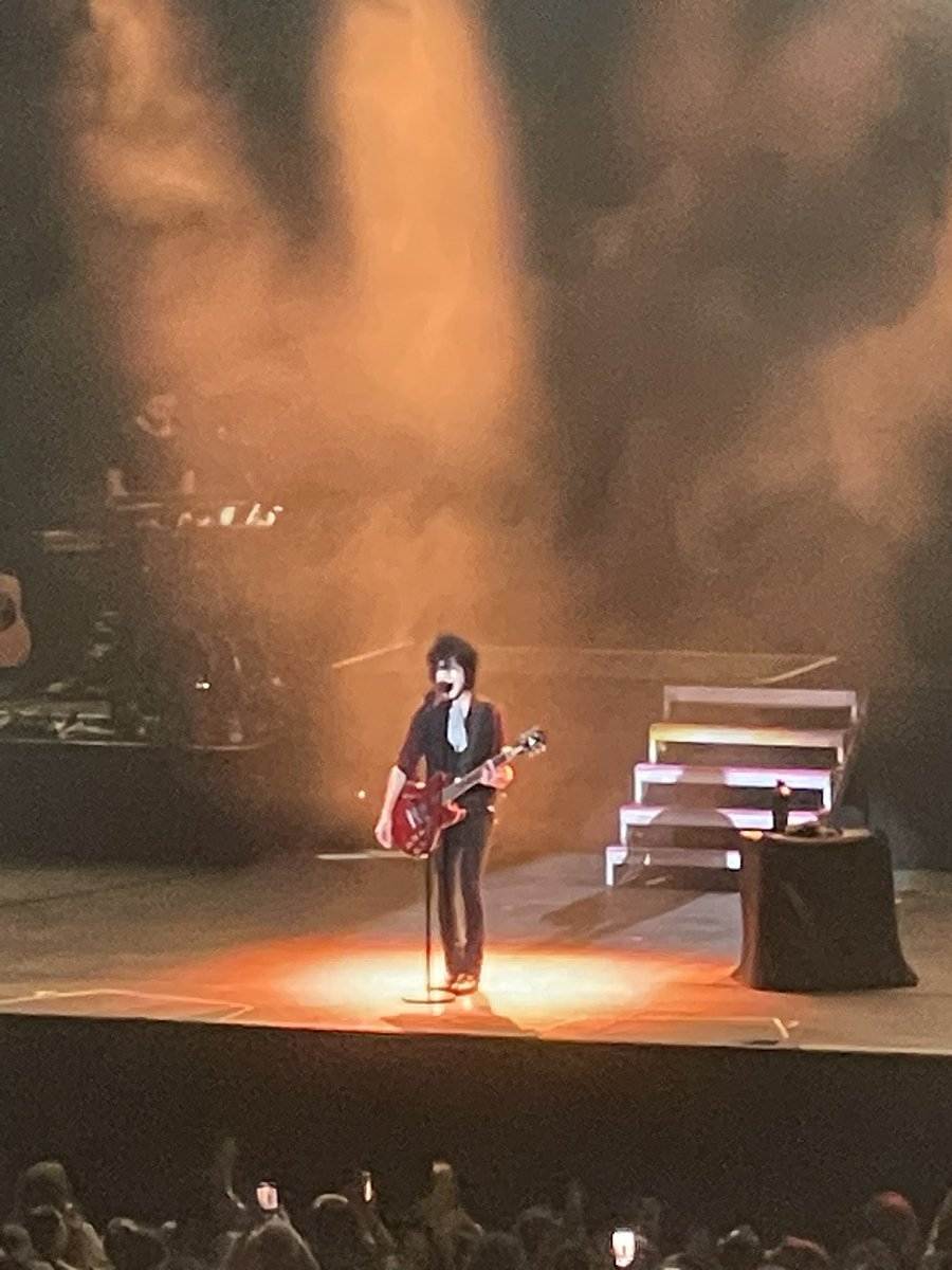 Craigyates40's tweet photo. @iamlp what an amazing night, best gig ever, sound lighting, everything was awesome and to meet you afterwards just wow, a truly beautiful human being 🤗 massive thank you to Stephanie (Mexico City)  👍please contact me, much love people 🥰 https://t.co/wQo0lyCkQG
