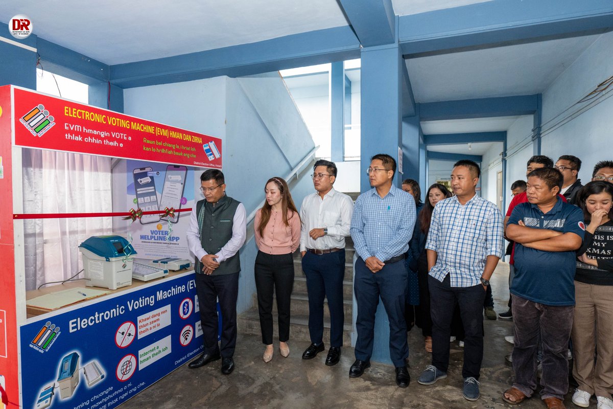 DEO_Kolasib's tweet photo. Inauguration of EVM Demonstration  in preparation of MLA General Election, 2023 .  At DC Office Kolasib  

#ECI #NoVoterTobeleftBehind #iVote4Sure #GoVote https://t.co/IX5kojhGQA