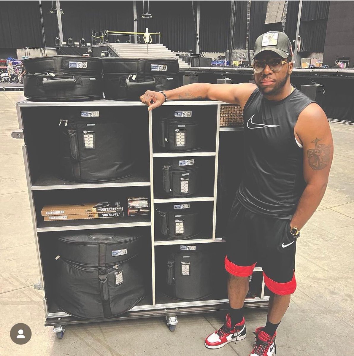 ProRacketCases's tweet photo. Garrison Brown (Alicia Keys) kit safe & sound in his Proline cases all trunked up // Alicia's Keys To The Summer Tour // 📷 😎
#protectionracketcases #protectionracketartist #protectionracketfamily #aliciakeys #garrisonbrown #thekeystosummer https://t.co/JifjFIZHfG