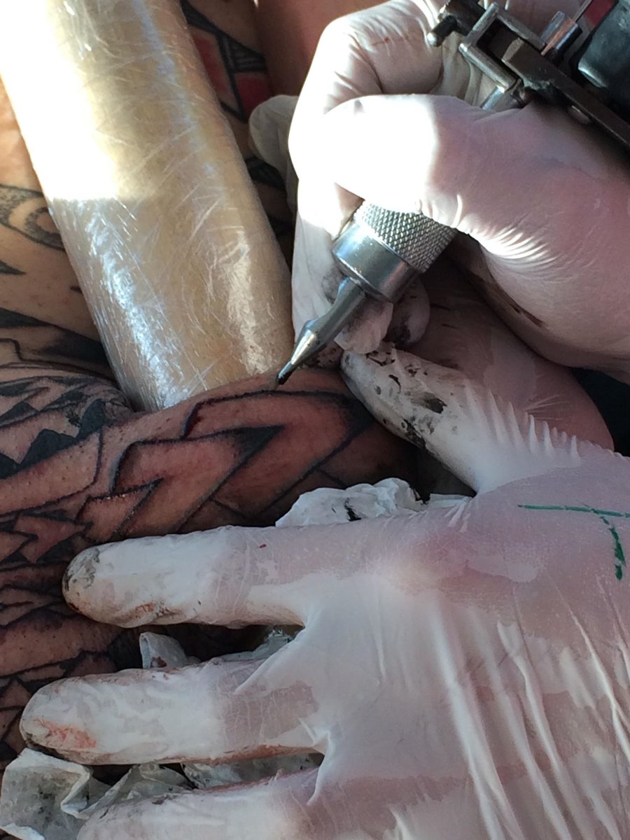 Raysat24Body's tweet photo. BEEACH BODY GYM Cabo Roig Orihuela Costa Alicante Spain.#Age65 #Penis #PenisTattoo #TattooedPenis #Tattooedmodels #Model #celebstakinghgh #RayHoughtonbodybuilder #BeachBodyGym #Ink #inked #BODYBUILDER #Facetattoos #muscle #Body #Building #gym https://t.co/prVUXEEoLW