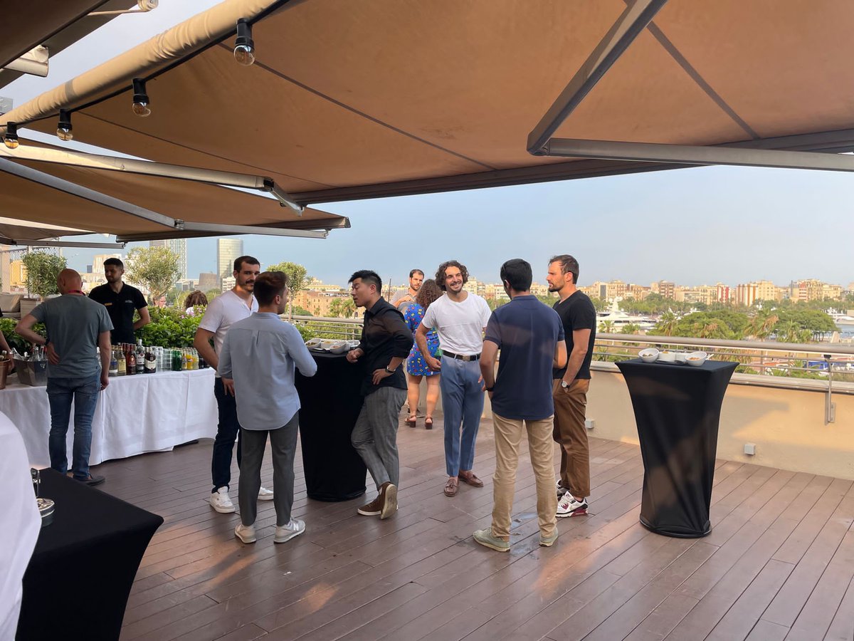 eBaoTech_Corp's tweet photo. We are thrilled and honored to host over 100 industry peers at our drinkpartyInsurTech Unplugged Night on June 28 during ITC DIA Europe. It was a night with lots of fun, inspirations, connections, and memorable moments. We even had people walking in our drinkparty at 12 midnight https://t.co/sDMhoC3hSy