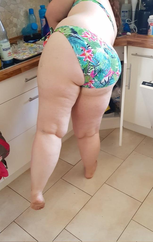 karımı olgun Dürüst bir erkeğe siktirmek istiyorum revet vede yorumlardan seciyoruz dm msjlara bakmıyorum sadece yorum vede revetlerden seciyoruz