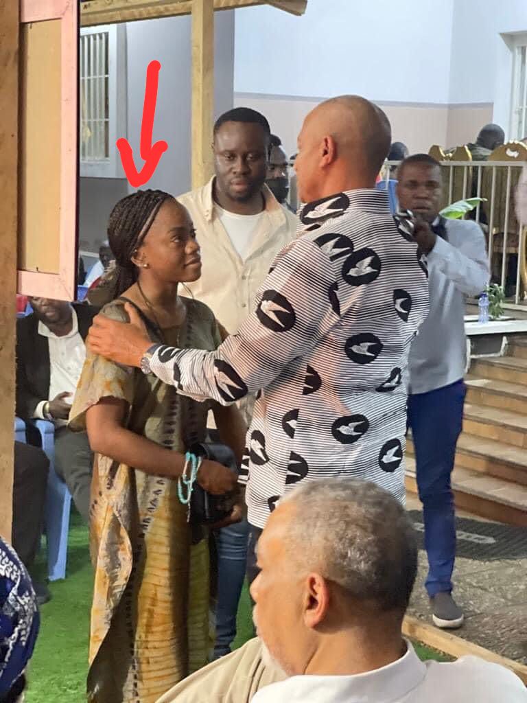 La cour cons est entourée d +sieurs ambassades hautement sécurisées par caméras. Jusqu'à maintenant, aucune image du véhicule d <a href="/OkendeC/">JUSTICE POUR CHÉRUBIN OKENDE</a> repérée ds les alentours. S'étant rendus compte, <a href="/moise_katumbi/">Moise Katumbi</a> &amp; consorts ne font plus d bruits coe au 1er  jour. <a href="/AugustinKabuyaT/">Augustin KABUYA</a> <a href="/TOmekenge/">Théodore Omekenge</a>