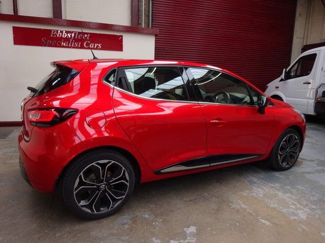 EscSales's tweet image. Renault Clio £12,500
2018 67 RENAULT CLIO 1.2L DYNAMIQUE S NAV TCE 5D 117 BHP
*SatNav, ULEZ Compliant and Automatic*
Contact Info In BIO
Additional Info:
ebbsfleetspecialistcars.co.uk/used-renault-c…
#usedcars #usedcarsforsale #carsales #cardealer #cars #dealership #forsale #renault #renaultclio