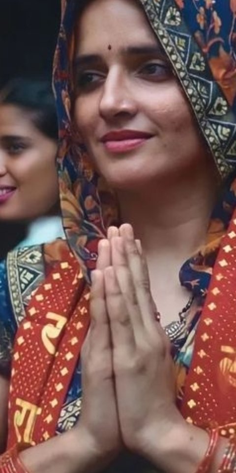 ks_metro's tweet photo. Seema hacker 🤣 Pakistan se Nepal Nepal se India 
#India #Pakistan https://t.co/YoYvp9b0kh
