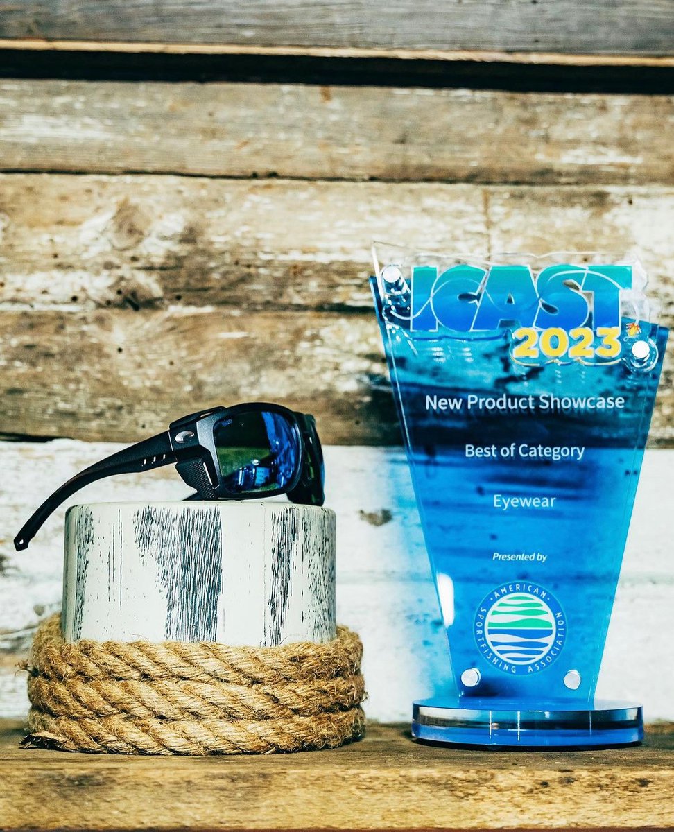 Congratulations to Hannah Trotter and the whole team at Costa for their New Product Showcase Best of Category win for eyewear with their new King Tide 8 Black 580G Blue Mirror sunglasses. #icast2023 #costasunglasses