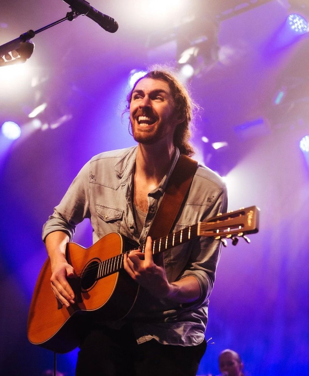 Selling ×1 general admission Hozier ticket face value (£46) for outdoor performance at Alexandra Palace this Friday 21 July! DM if interested. #hozier