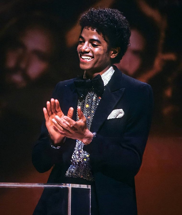 MJJ LEGION HD tweet media