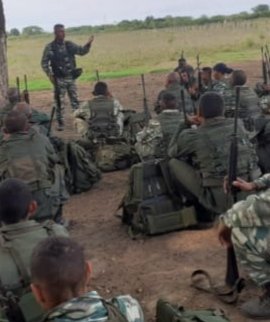 Escuela27F_Lara's tweet image. Nuestra @Milicia_B1 @Apdijosegregor1 está integrada por mujeres y hombres voluntarios que incursionan en adiestramiento y ser conocedores de los diferentes sistemas de armas para la defensa de la Patria @NicolasMaduro @vladimirpadrino @opermarcano2 @luisdazaA @libertad003 #APDI