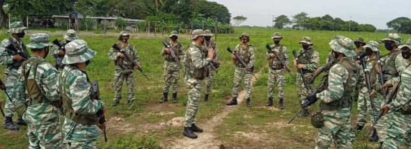 Escuela27F_Lara's tweet image. Nuestra @Milicia_B1 @Apdijosegregor1 está integrada por mujeres y hombres voluntarios que incursionan en adiestramiento y ser conocedores de los diferentes sistemas de armas para la defensa de la Patria @NicolasMaduro @vladimirpadrino @opermarcano2 @luisdazaA @libertad003 #APDI