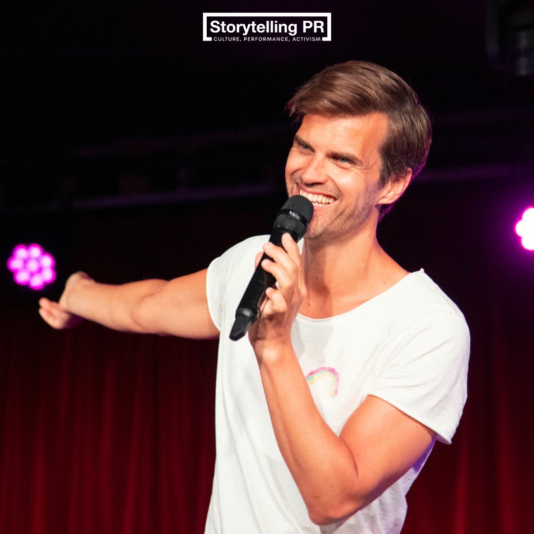 storytellingPR's tweet photo. #EdFringe 2023 - Good Morning, Faggi

@bjarnisnae  finds his teenage diaries, and is so taken by the content that he decides to write a show based on his childhood ponderings and letters to his mother - and of course, it needs to be a musical! 

📷  Leifur Wilberg

(1/4) https://t.co/Qu4fmsngFa