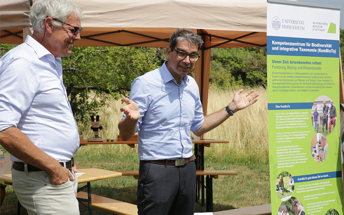 KomBioTa tweet media