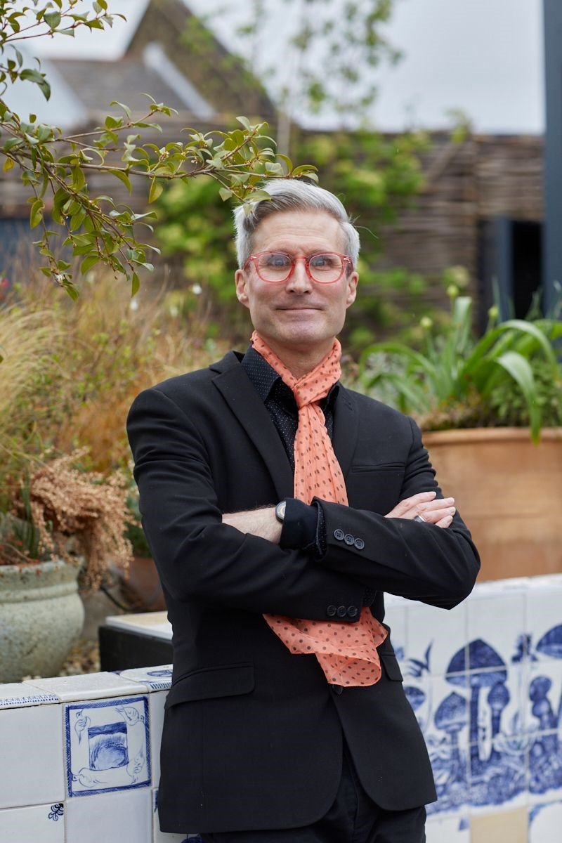 Team London Bridge (@teamlondonbdg) on Twitter photo 📆🌸🌱 Join us this Wednesday for an evening with award-winning garden + landscape designer <a href="/moore_d/">Darryl Moore</a> as he discusses his new book & explores recent developments in planting design, horticulture, ecology + plant science...
Book FREE! 👇
teamlondonbridge.co.uk/events/2023/7/… 📆🌸🌱 Join us this Wednesday for an evening with award-winning garden + landscape designer <a href="/moore_d/">Darryl Moore</a> as he discusses his new book & explores recent developments in planting design, horticulture, ecology + plant science...
Book FREE! 👇
teamlondonbridge.co.uk/events/2023/7/…