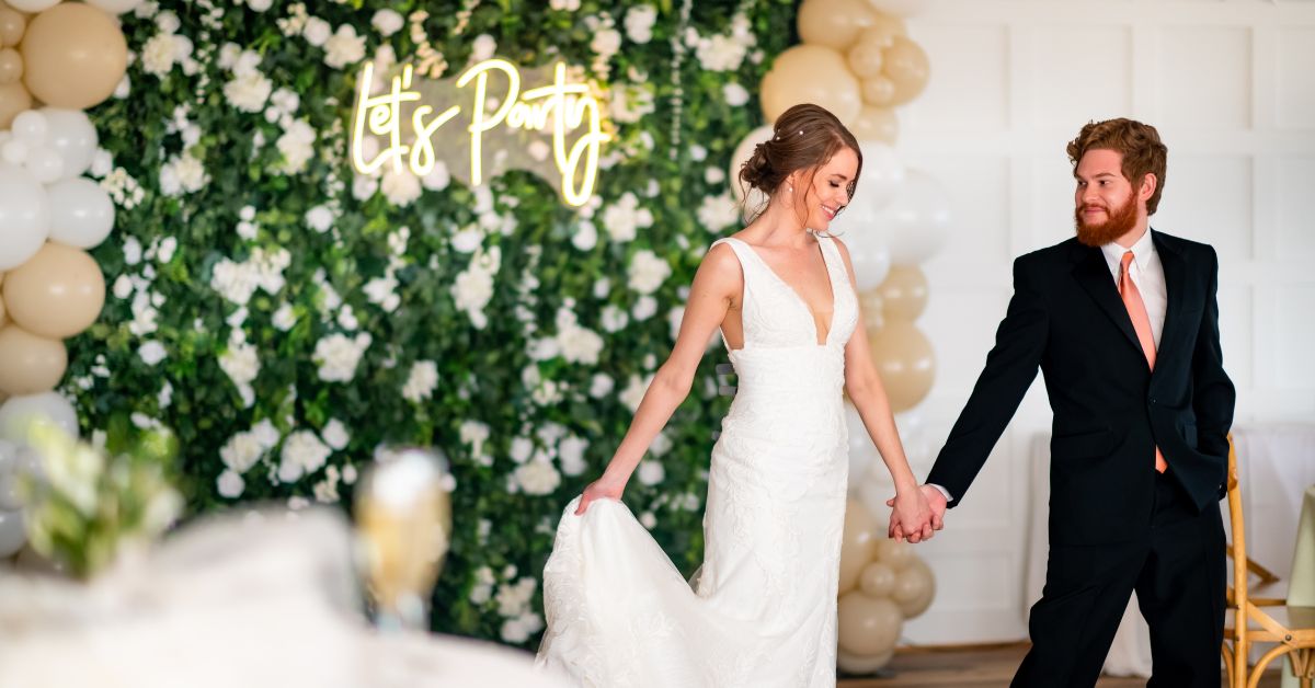 OceanicDining's tweet image. We're adding some joy to your scroll with photos of our beautifully styled spaces from our recent shoot with @KamGoodrichPhoto
Ready to plan your special day? Inquire oceanicrestaurant.com/private-events/