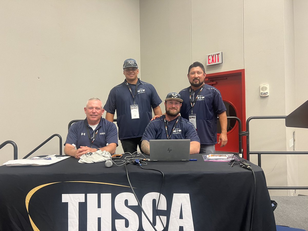 Congrats to my head coach @GeorgeV62451107 for being invited to speak at the 2023 THSCA convention.