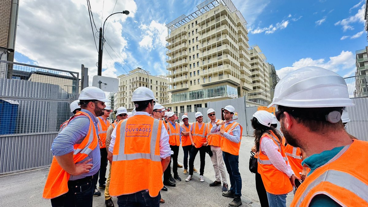 🥇| Visite du village des athlètes 

Aujourd’hui, nous avions le plaisir d’organiser une visite du village des athlètes pour une délégation d’adhérents du MEDEF Orne , du <a href="/MedefEure/">Medef Eure</a> et MEDEF Normandie. Belle visite sous un beau soleil, merci à <a href="/SOLIDEO_JOP/">SOLIDEO</a> !