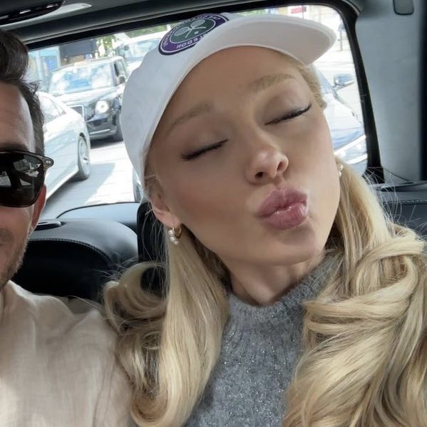 ariloveplace's tweet image. 