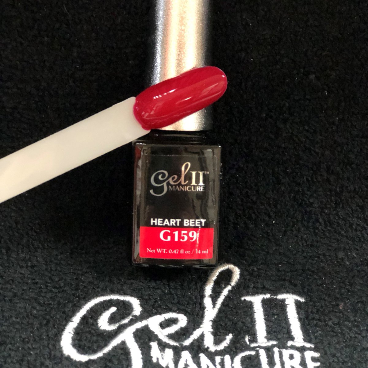 Daily Inspiration⠀⠀
Heart Beet G159⠀⠀
bit.ly/2XRudGY  ⠀⠀
#gelii #geltwo #HeartBeet #nails #manicure #nailsofinstagram #inspiration #style