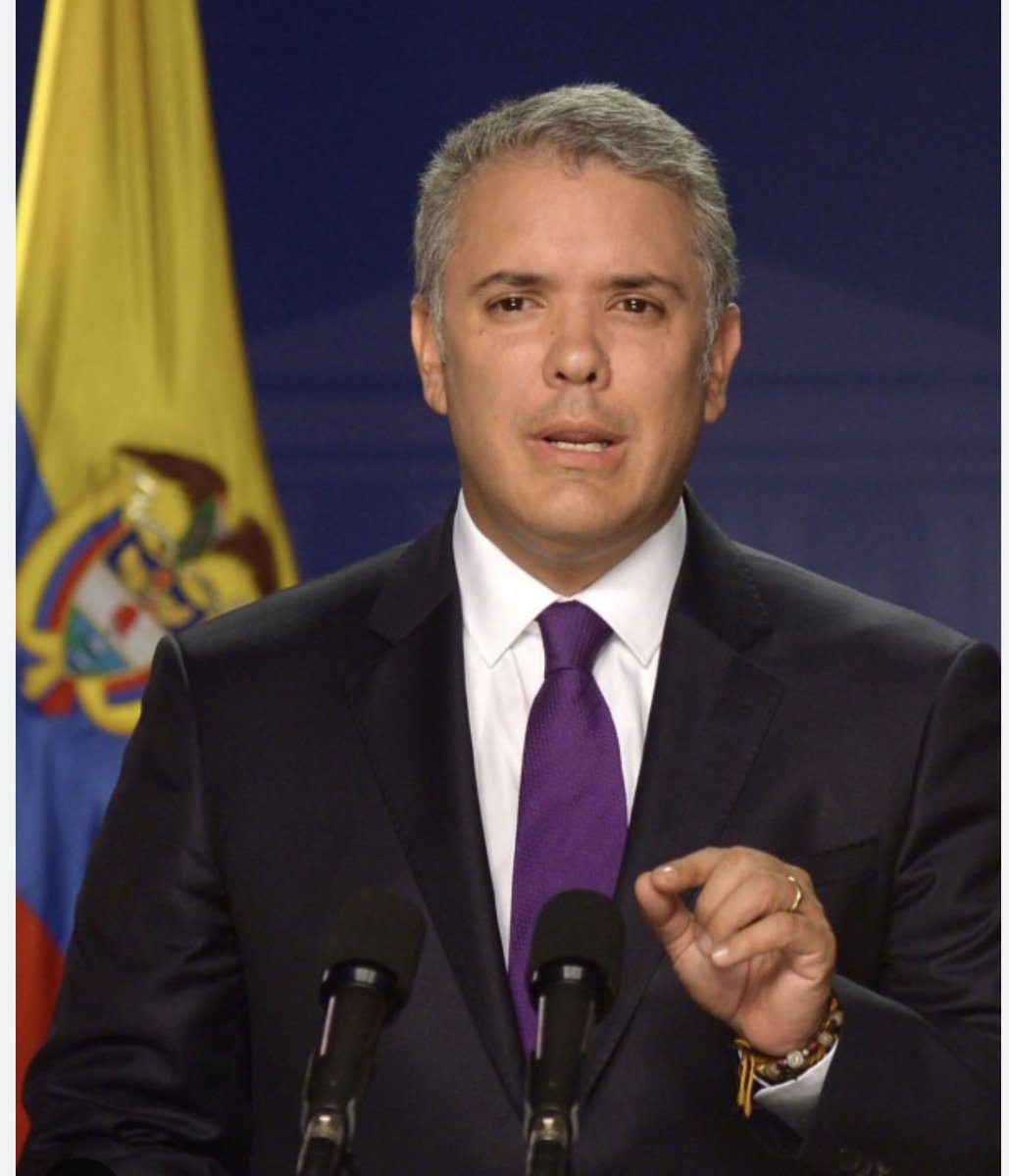 EstebanMerchan7's tweet photo. Cuando pasamos 
De esto                                  a esto? https://t.co/h1Kw48moOE