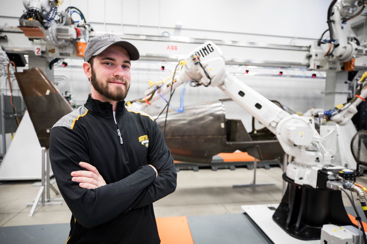 WSUEngineering's tweet photo. Announcement📢: We have updated one of our programs! Effective fall 2023, the former engineering technology program will be adapted to applied engineering.💚To learn more about this exciting update, visit: https://t.co/57kOuq5Ihr
#wichitastate #WSUengineering #appliedengineering https://t.co/m97LWGmFLc
