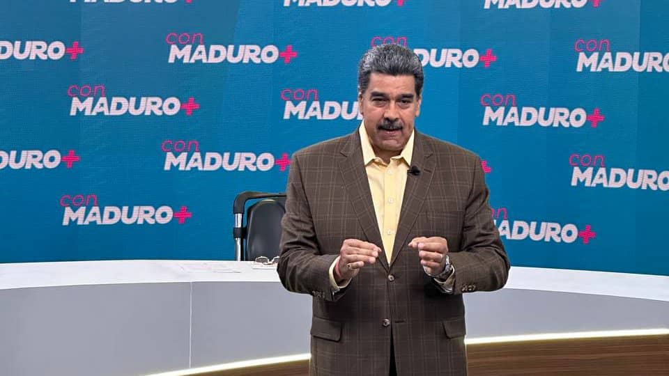 PartidoPSUV's tweet photo. ¡Más contacto con las comunidades! Jefe de Estado invita a nueva emisión de Con Maduro +
https://t.co/lGCInvziDb
#CongresoMundialDePoesía https://t.co/1DmB1CIDhP