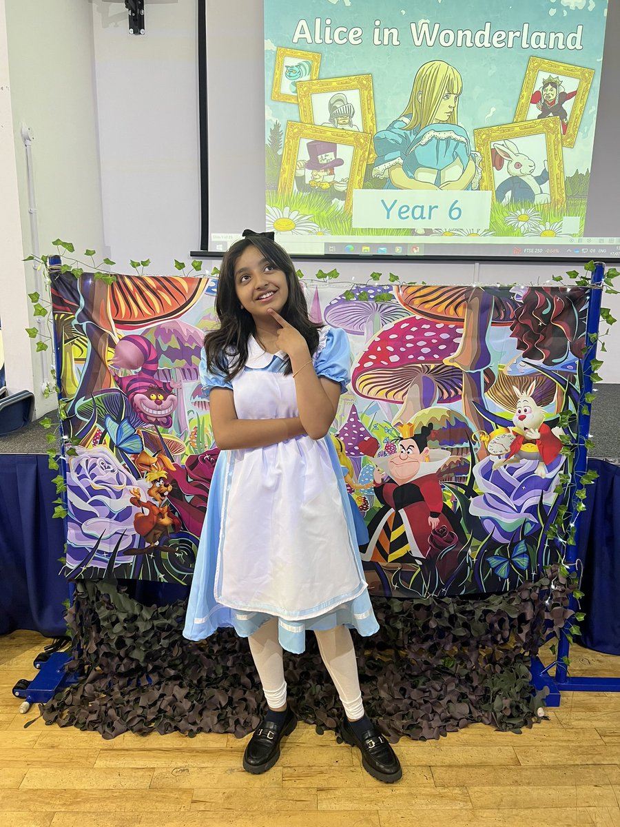 carltonj_i's tweet image. Meet some of our characters from Alice The Musical. Children made an excellent effort dressing up for their roles. #teamwork #classplay