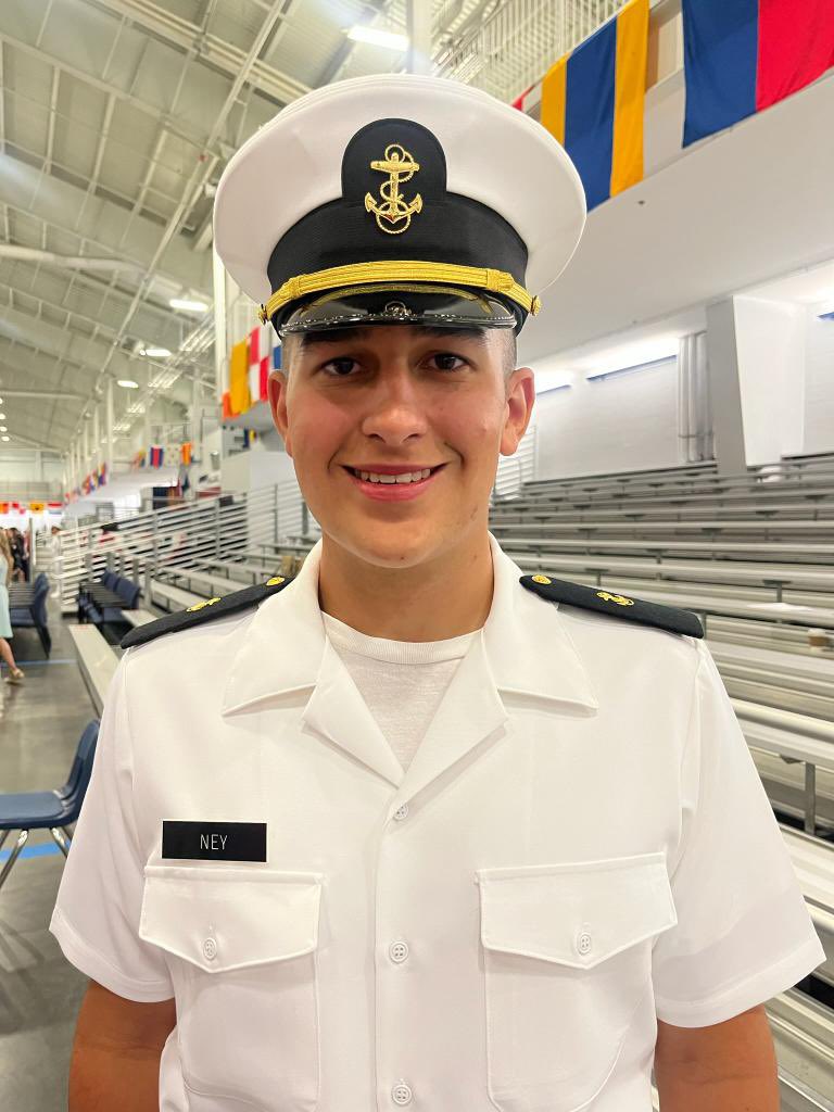 Big congrats to 2022 Viking Captain, JB Ney, on the completion of his naval training!  Proud of you JB!