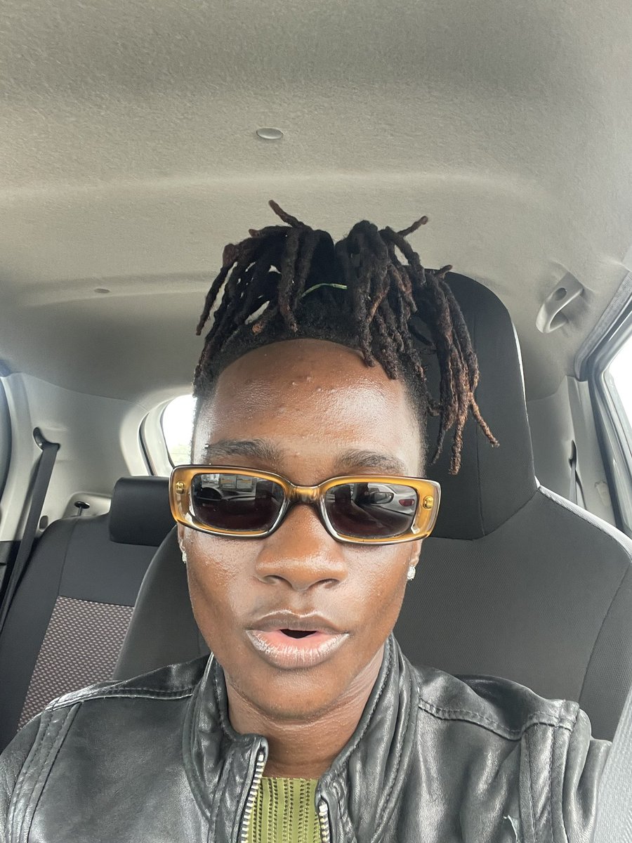 vang3i's tweet photo. Today on Man Juice saved my life ft my Stupendous Face Card 🏳️‍⚧️🩵🩷 https://t.co/O9z2YbwjTu
