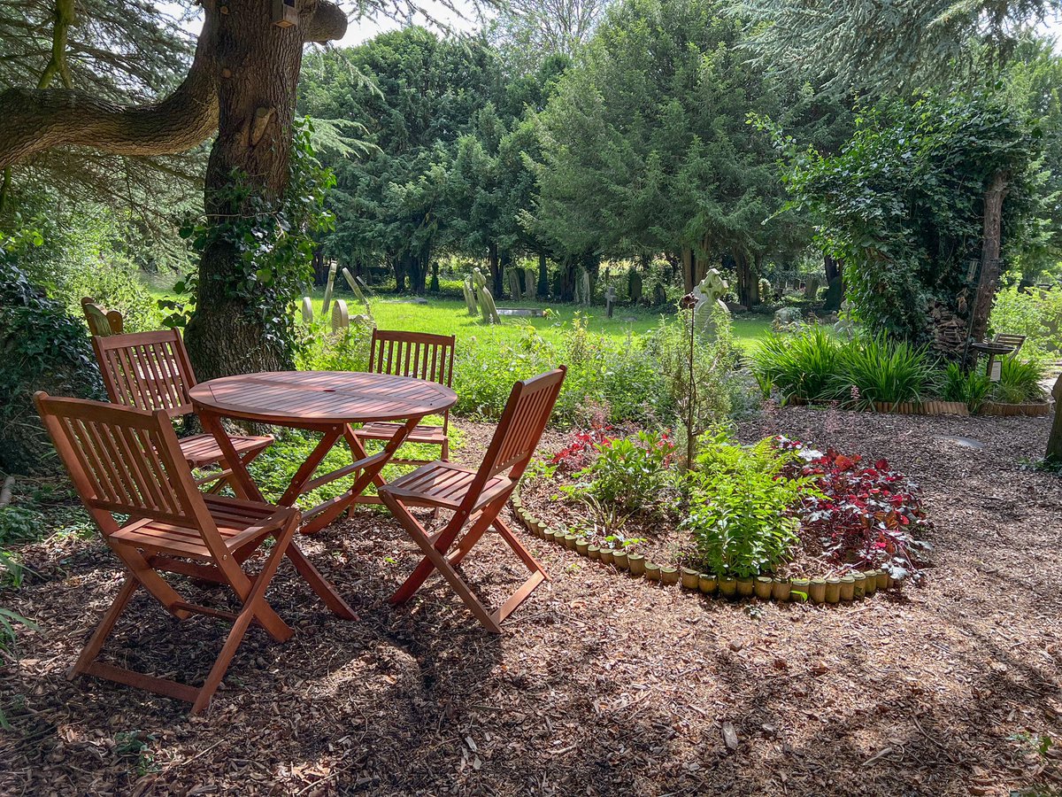 A new table and chairs for visitors to the #quietgarden. Thank you #methley Scarecrow Festival for the donation.