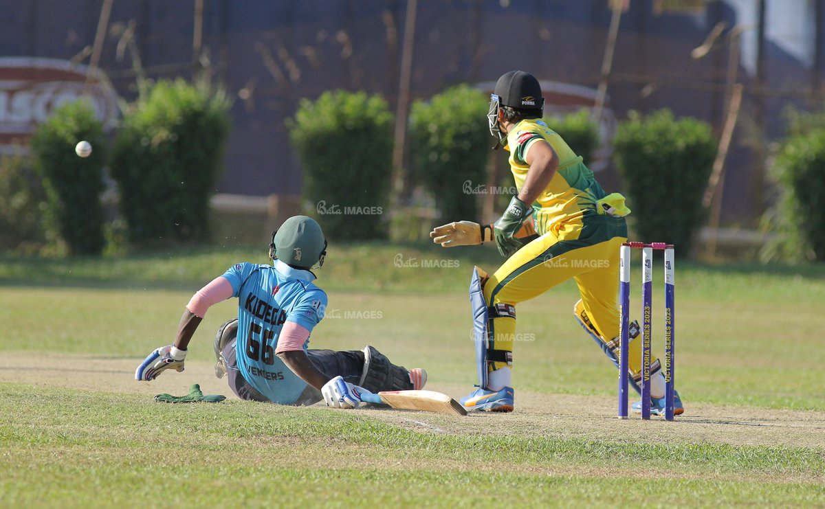 BataImages's tweet photo. Young star Kidega did all he could to avoid run out in the T20 finals on Sunday between Aziz Damani and Avengers cricket clubs.
@sc_azizdamani @UgandaCricket  
#Cricket #CricketTwitter https://t.co/7sL5pjshLu