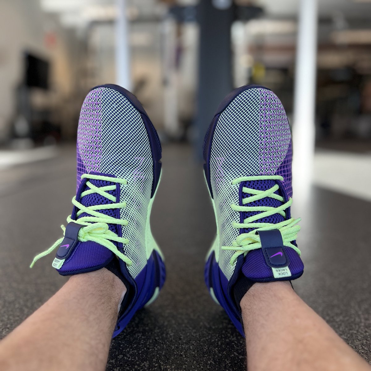 nicomejia_'s tweet photo. Early bird gets the flashy @nike #Metcons 💪 https://t.co/YXs3J76VKh