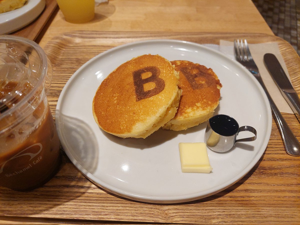 haru78044499's tweet photo. 🇹🇼台湾飲茶〜からのぉ
Crewse Crewse Crewse .......
からのぉパンケーキ
お腹いっぱいっ!😀
#Crewse
#松永一哉
#ビックエコー https://t.co/NiKGhwnpsx