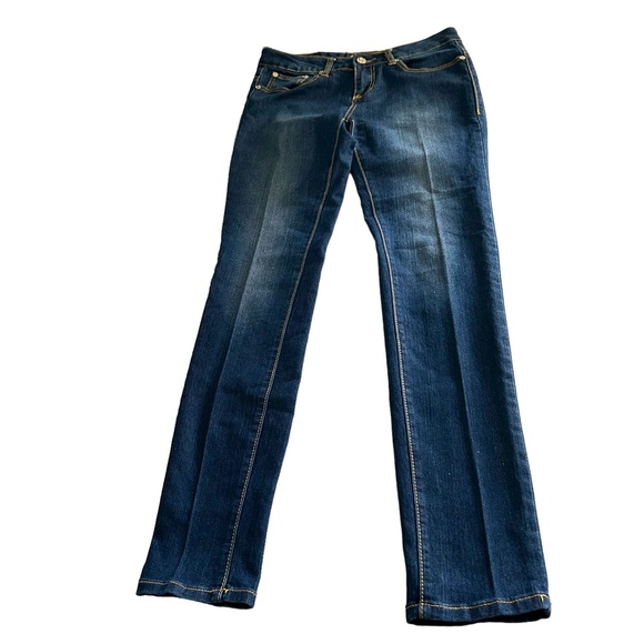 QueensNYCMag tweet media