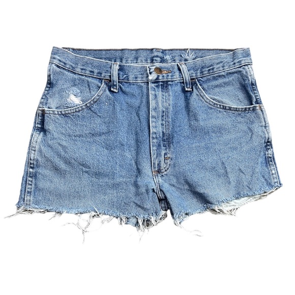 So good I had to share! Check out all the items I'm loving on <a href="/Poshmarkapp/">Poshmark</a> from <a href="/JScott1736010/">J. Scott</a> #poshmark #fashion #style #shopmycloset #denimco #lclaurenconrad #rustler: posh.mk/okenYvjPsBb