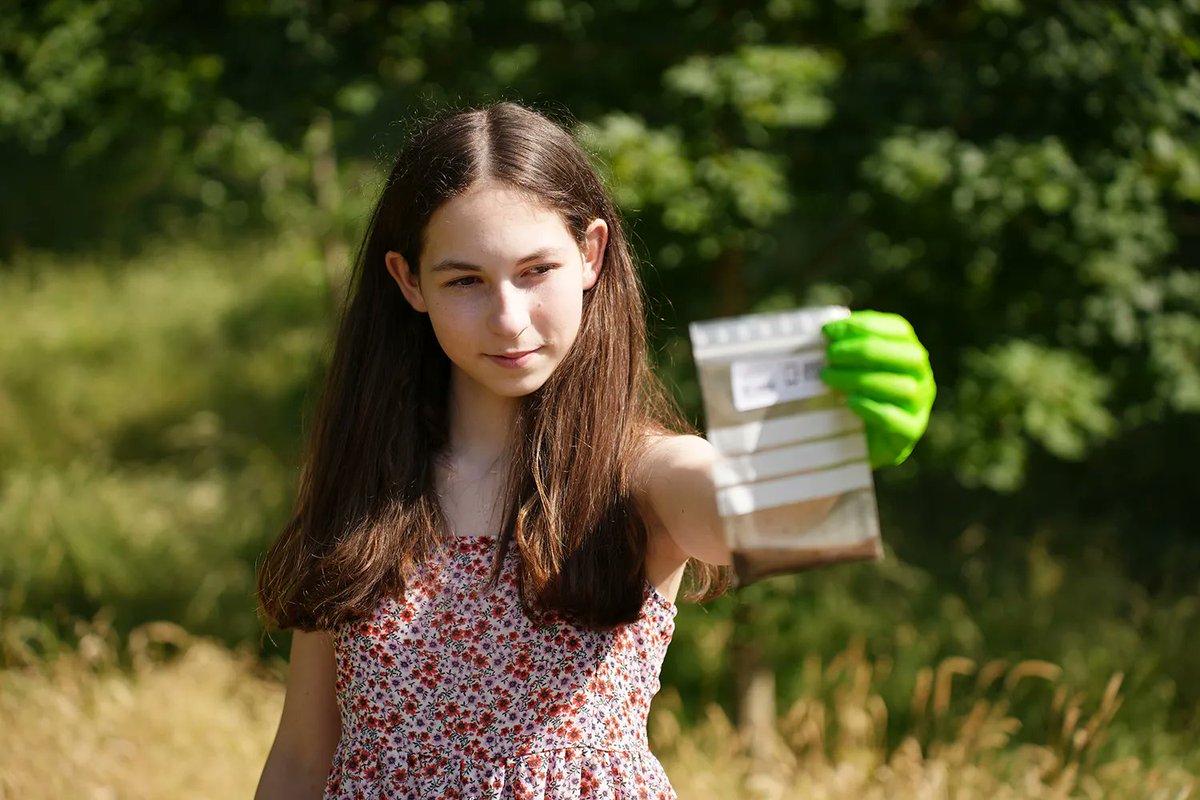 Helmholtz_HIRI's tweet photo. Attention citizen scientists! With @microbelix_de, @Helmholtz_HIPS has made it to the 10 finalists of the @mitforschen competition "Auf die Plätze! Citizen Science in deiner Stadt". Now they need your vote: https://t.co/8L9byQc5J0
More about #MICROBELIX: https://t.co/A3RHgzGTUP https://t.co/98VFOn7n6b
